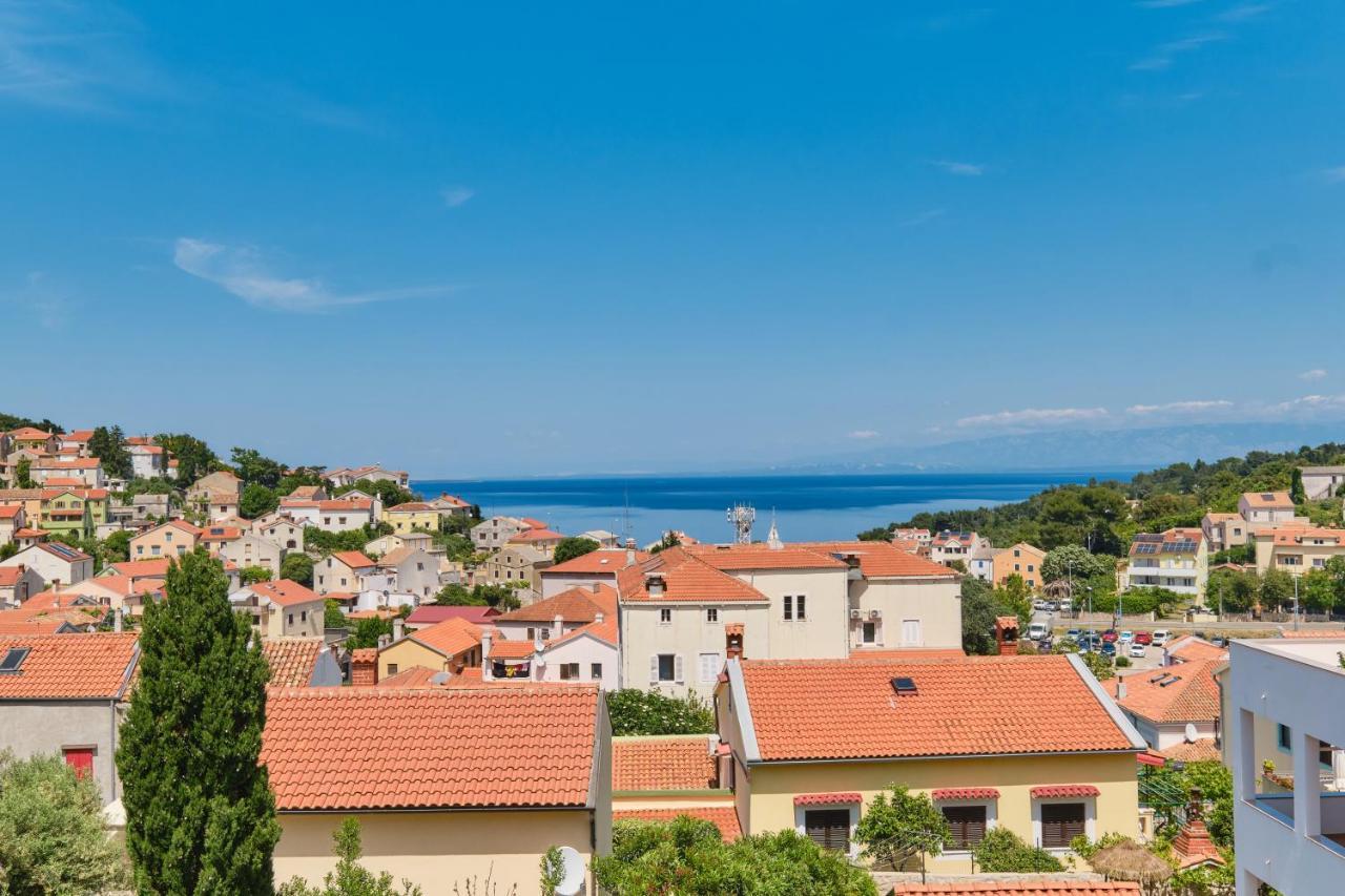 Sea View Apartment Sandra In Mali Lošinj Exterior foto